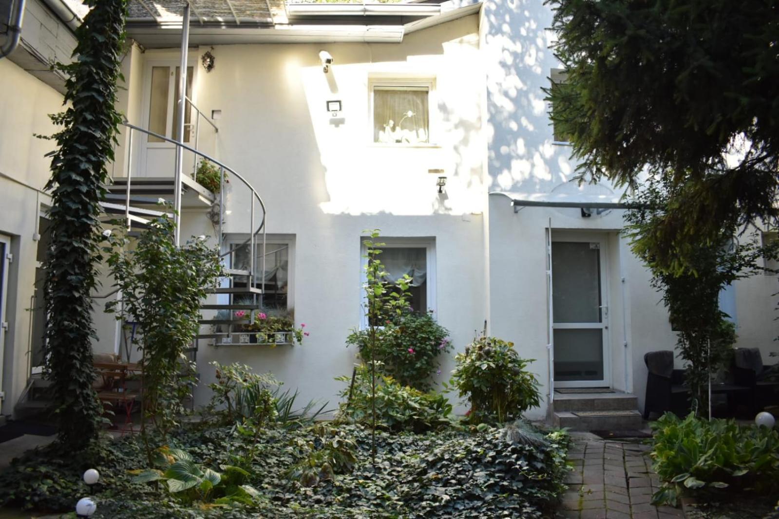 Anna'S Guesthouse クルージュ＝ナポカ エクステリア 写真